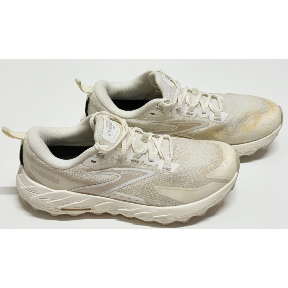 Brooks Cascadia 16 Womens Trail Running Shoes White Cream 1204161B146 Size 9.5